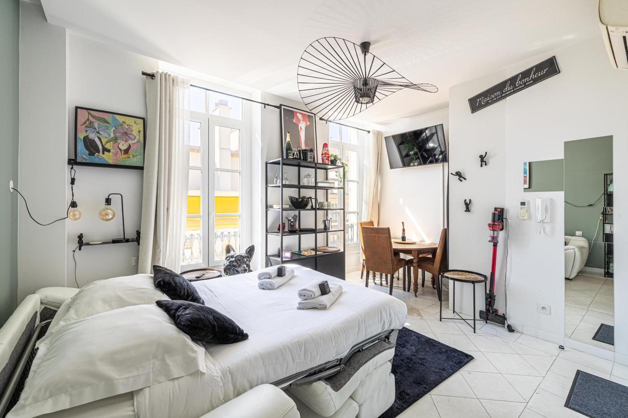 Private - Small Studio For Two At 5 Minutes From Croisette Cannes Eksteriør bilde